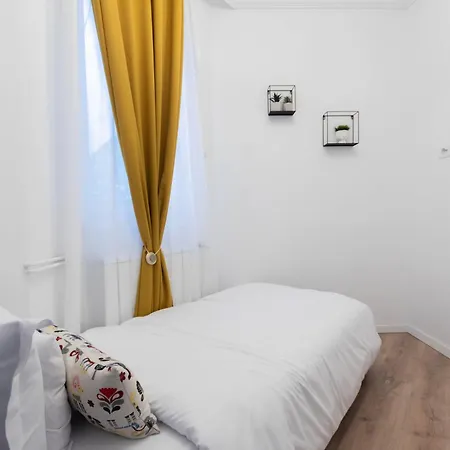 Skycentral * ブカレスト