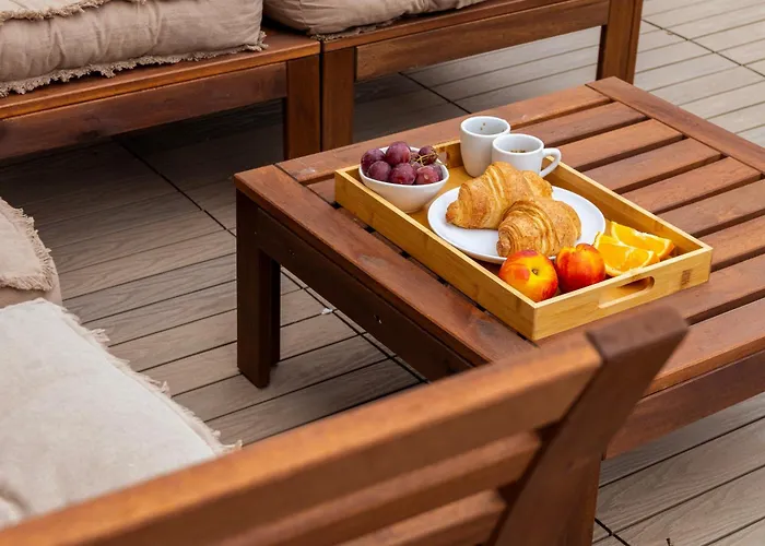 Skycentral Апартаменти *