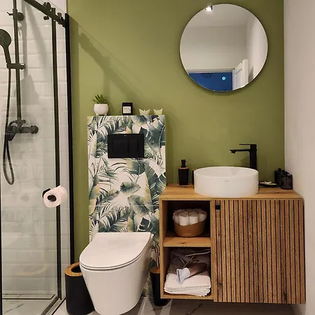 Skycentral Apartment Bucharest